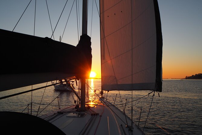 Douro Sunset Sailboat Experience in Porto - Where You Start: Marina da Afurada in Gaia (And Why It Matters)