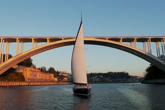 Douro Sunset Sailboat Experience in Porto - The Boat Setup: Small Group Comfort and Facilities