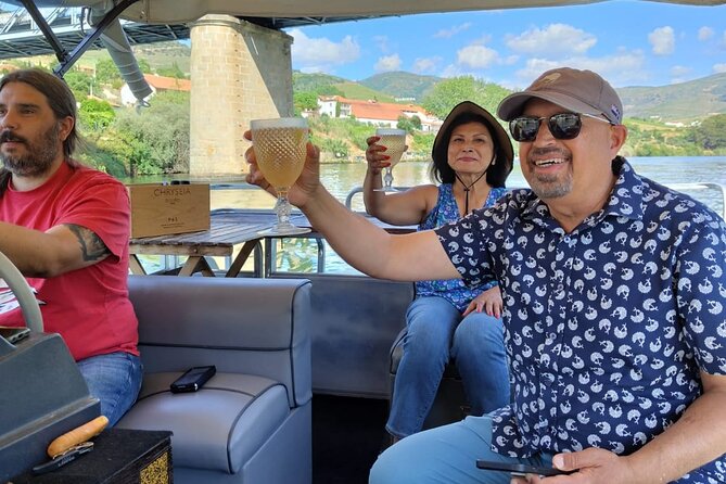DOURO VALLEY & AMARANTE: Private Tour, Wine Tour and Cruise - Pinhão boat cruise: the one-hour view that explains everything