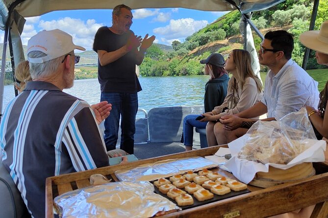DOURO VALLEY & AMARANTE: Private Tour, Wine Tour and Cruise - Lunch in the Douro: free choice with time to reset