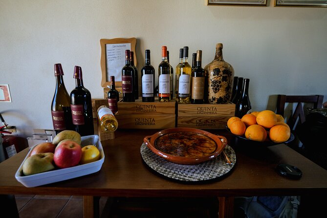 DOURO VALLEY: Lunch in a winery, tastings & 1-h private boat tour - Start in Porto, then get out fast in a 9-seat van