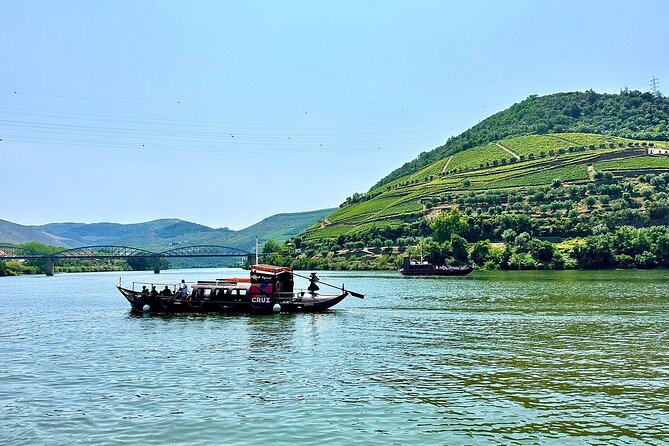 Douro Valley Private Tour: 2 Farms, Lunch & Boat Trip - What you pay for: value in a private, timed day