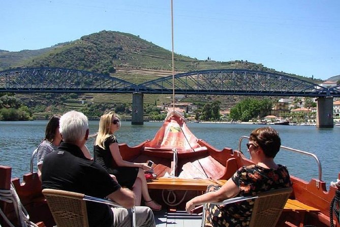 Douro Valley: private tour with lunch and wine estate all inclusive - Amarante: quick culture, a river backdrop, and real Portuguese sweets