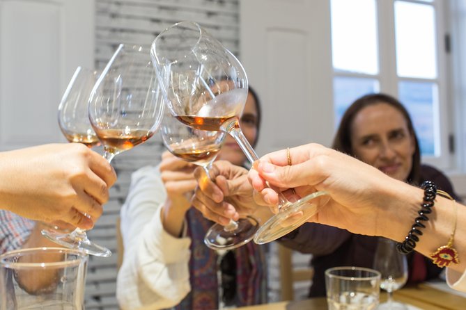 Douro Valley Small-Group Tour with Wine Tasting, Lunch and Boat - Lunch in the Douro with regional wines, plus dietary flexibility