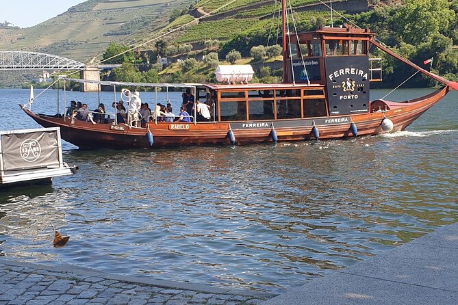 Douro Valley Tour Wine and breathtaking views - From Porto pickup to UNESCO viewpoints, without the stress