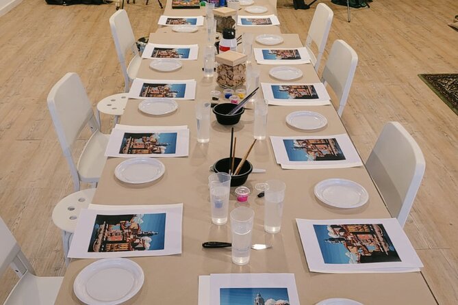 Downtown Porto Acrylic Painting Workshop for Groups or Individual - A two-hour workshop that gets you painting right away