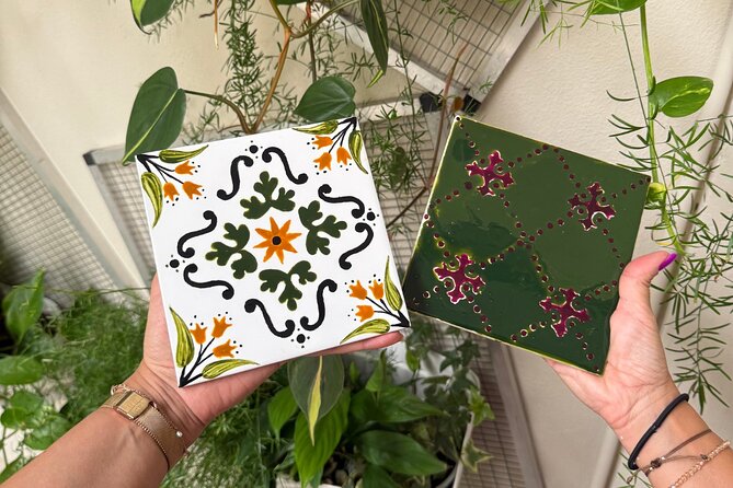 Downtown Porto Tile Painting Workshop with Porto Wine (Lapa) - Azulejos history, explained without turning it into a lecture