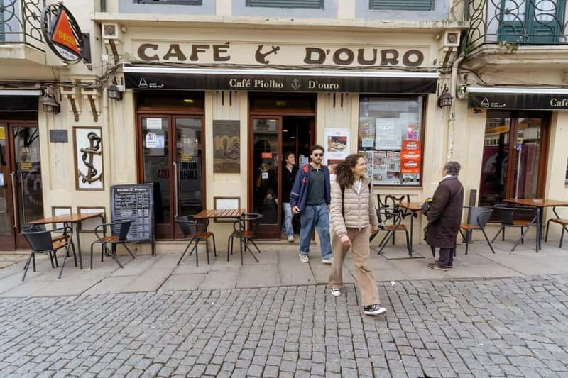 Eat your way through Porto! - Stop 2: Local café tastings with wine and food