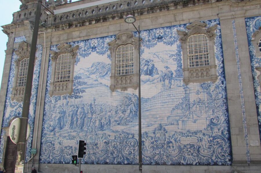Essential Porto Walking Tour - Finishing at Ribeira and the Douro River Vibe