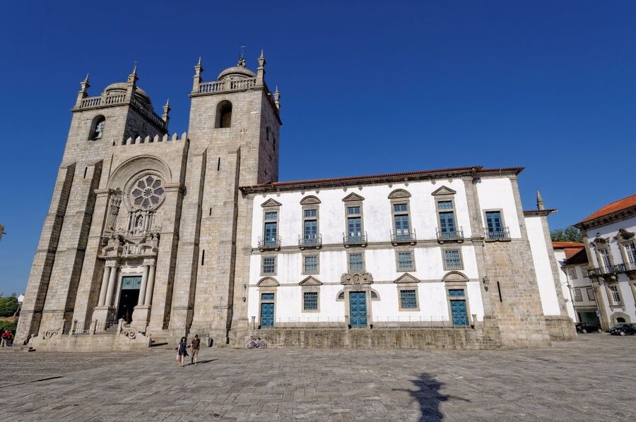 Essential Porto Walking Tour - Walking Porto’s UNESCO Historic Center Without Time Wasted