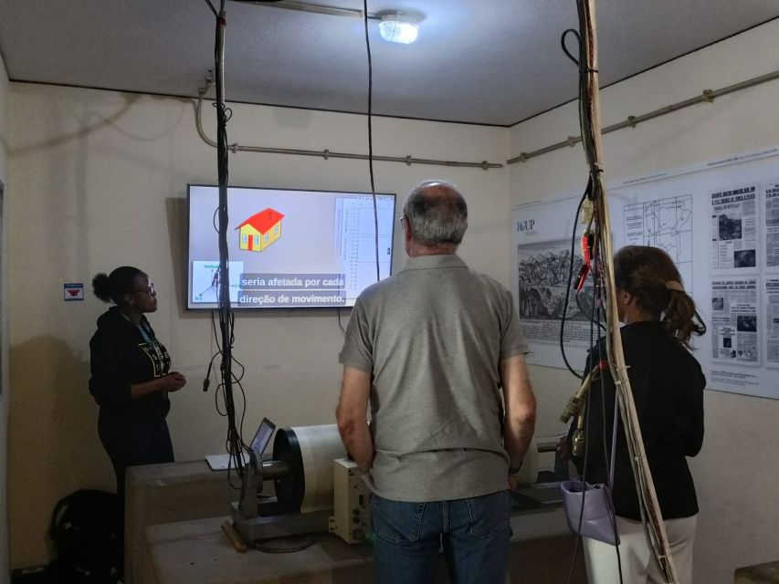 Exclusive visit to the Geophysical Institute of Porto - How Earthquakes and Nuclear Tests Create Different Signals