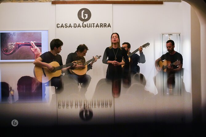 Fado by Casa da Guitarra - Why an hour of Fado is such smart Porto timing