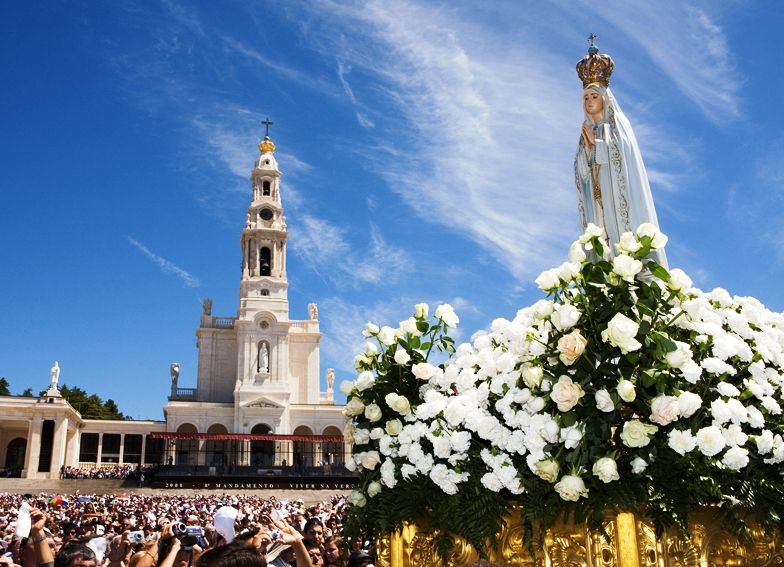 Fátima and Coimbra Full-Day Tour from Porto - The Santuário de Fátima experience, from Basilica to the Chapel of the Apparitions