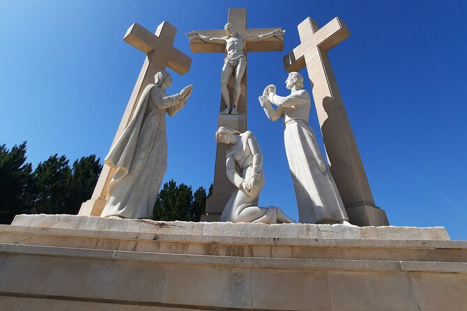Fátima private tour from Porto in Mercedes car (1 to 4 people) - Basilica of Our Lady of the Rosary: Tombs, Titles, and Papal Visits