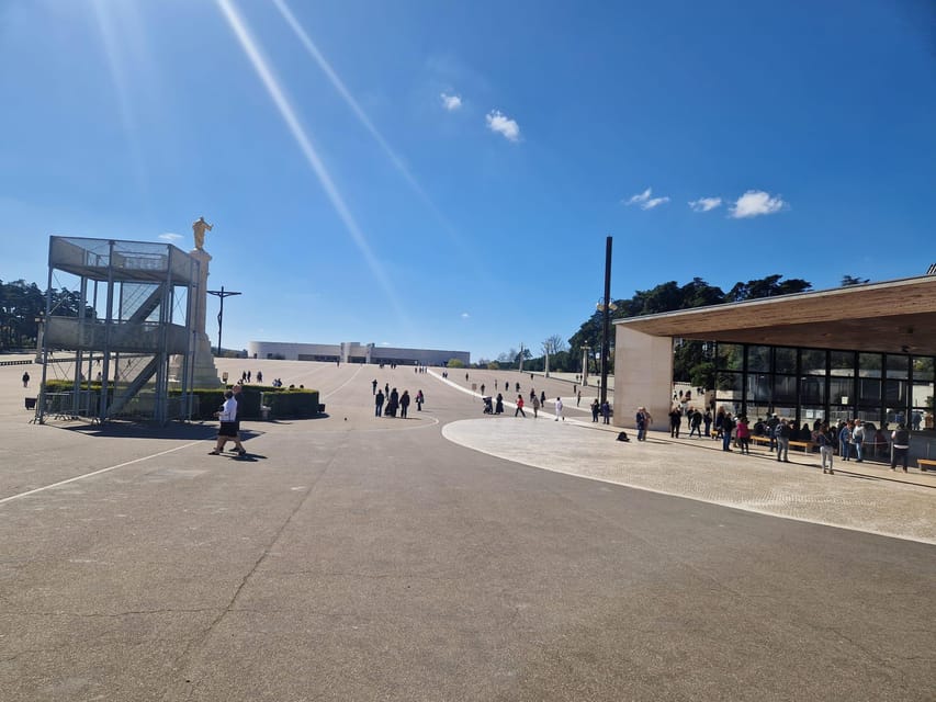 Fatima Sanctuary and Pastorinhos Village Day Trip from Porto - Price and value: what $212 per person really buys