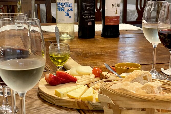Food Tour: Wine, Beer & Liquor - Porto’s Secret Spots - Starting at Torre dos Clérigos: Your Easy Porto Anchor