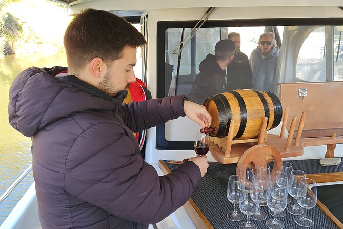 From Gaia Tour to Douro Valley with Boat Wine Tasting and Lunch - From Gaia at 8:00 am, how this day trip really runs