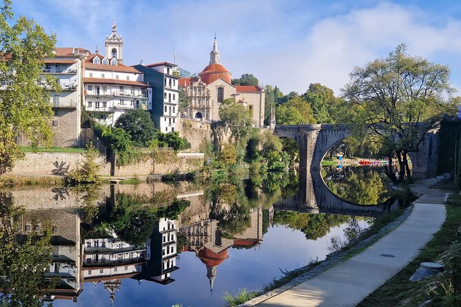 From Gaia Tour to Douro Valley with Boat Wine Tasting and Lunch - Peso da Régua and the road back to Porto