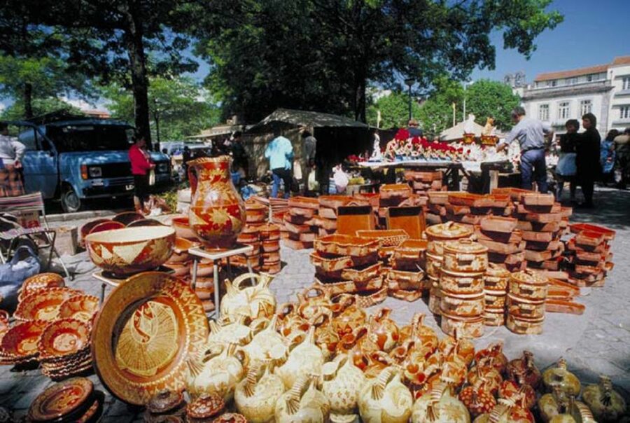 From Oporto: Barcelos Tour (4Hours) - Half Day - Braganza’s ruins palace, history plus practical photo breaks