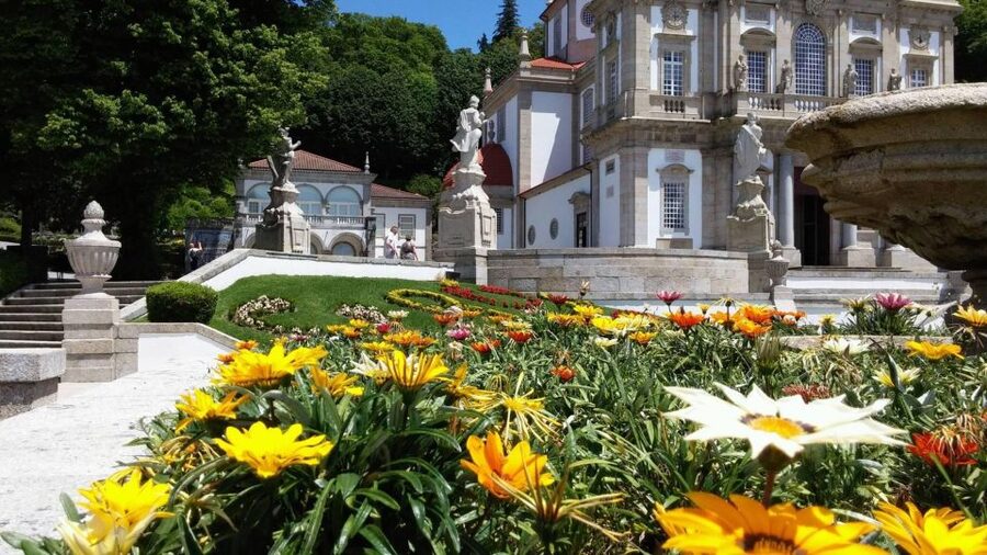 From Oporto: Braga Tour (4Hours) - Half Day - Meeting Point and the Small-Group Advantage