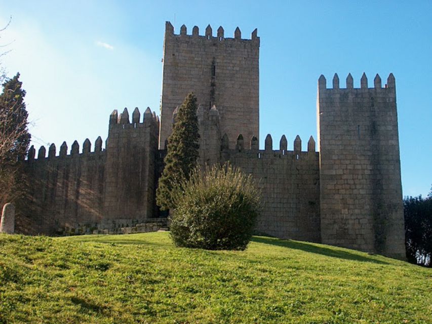 From Oporto: Guimarães Tour (4Hours) - Half Day - Who should book this Guimarães half-day, and who should skip