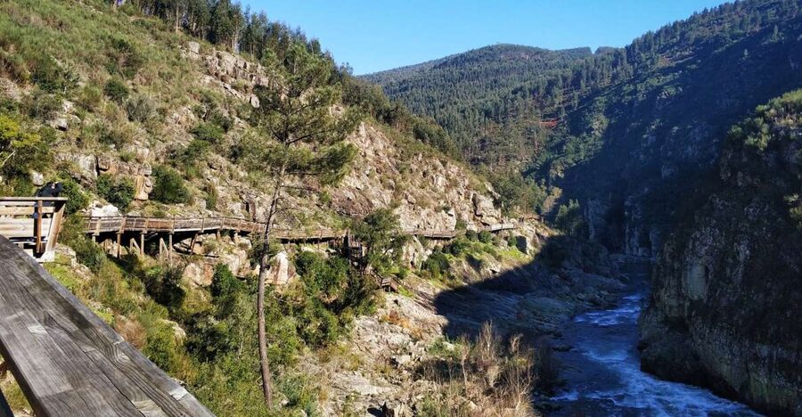 From Porto: Arouca 516 and Paiva Walkways Guided Day Trip - Porto to Arouca, and how the day gets rolling