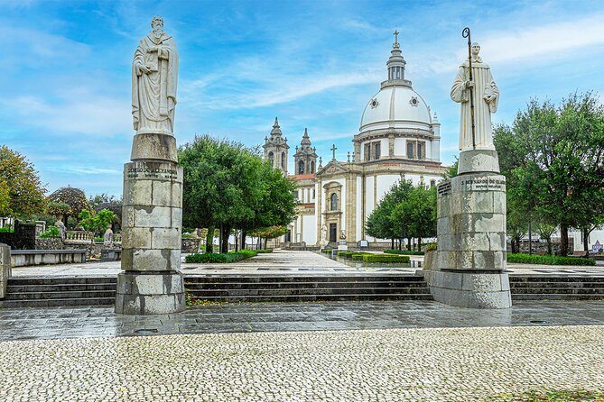From Porto: Braga & Guimarães - Full Day Experience with Lunch - Braga’s Bom Jesus Steps, Sameiro Views, and Bom Jesus do Monte