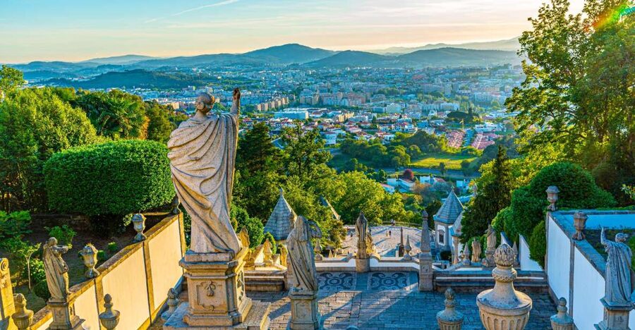 From Porto: Braga & Guimarães Full-Day Tour - Pace and group size: what the best days feel like