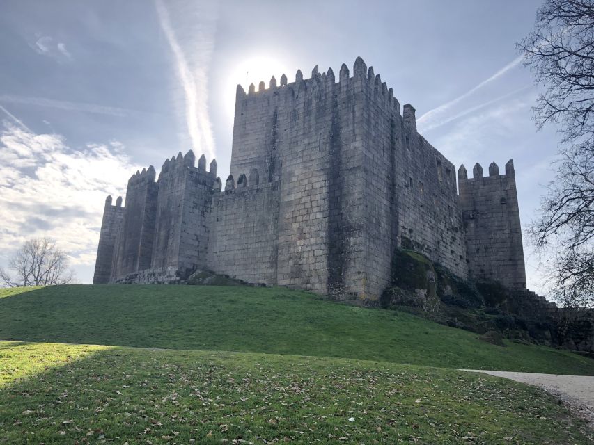 From Porto: Braga & Guimarães with Lunch Small Group Tour - Lunch in Braga: Portuguese Comfort Food With a Local Rhythm