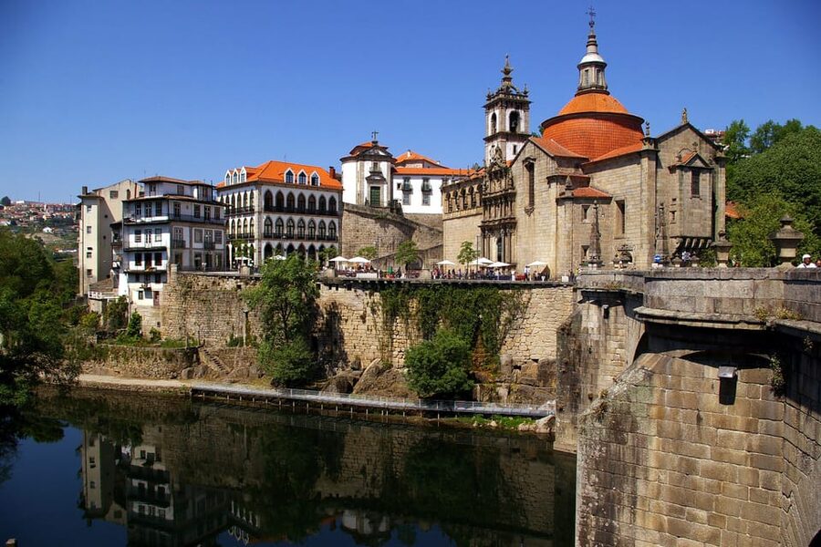 From Porto Day Douro Valley Wine Tour 2 Wine Tasting & Lunch - Pinhão photo stop and Douro viewpoint time that feels worth it