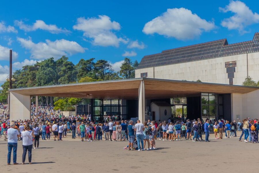 From Porto: Fatima and Miracle of Santarem Private Day Tour - How to Handle Mass and Timing Without Losing the Day