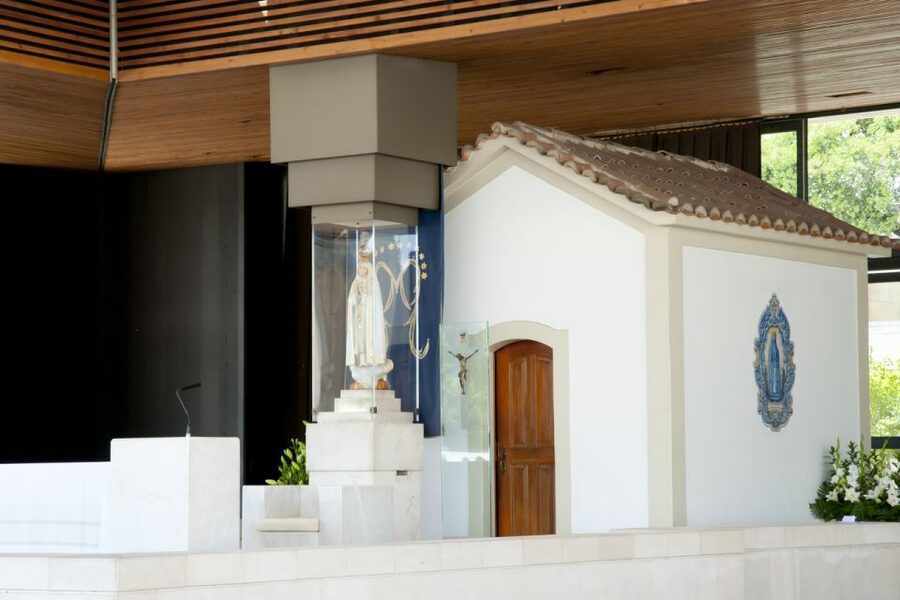 From Porto: Fatima and Miracle of Santarem Private Day Tour - What to Bring and How to Prepare for Comfortable Sightseeing