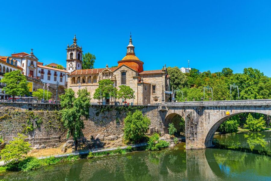 From Porto: Full-Day Douro Valley Trip - Lunch in a wine cellar with Douro pairing (and real dietary care)
