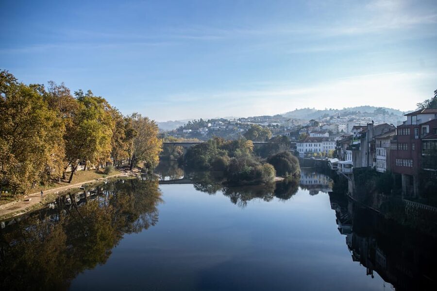 From Porto: Full-Day Douro Valley & Wine Tour with Lunch - What to bring and how to handle the long day
