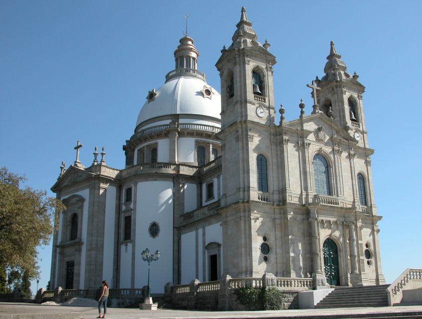 From Porto: Full-Day Trip of Minho Region - Guimarães UNESCO old town walking tour, what you will actually cover