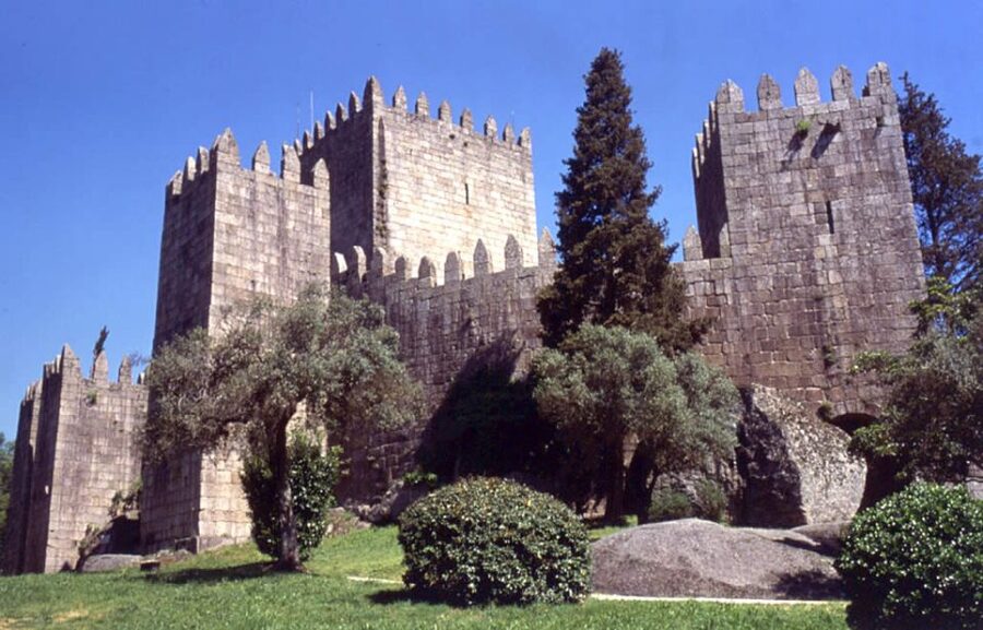 From Porto: Full-Day Trip of Minho Region - Who this trip suits, and who should pick another plan