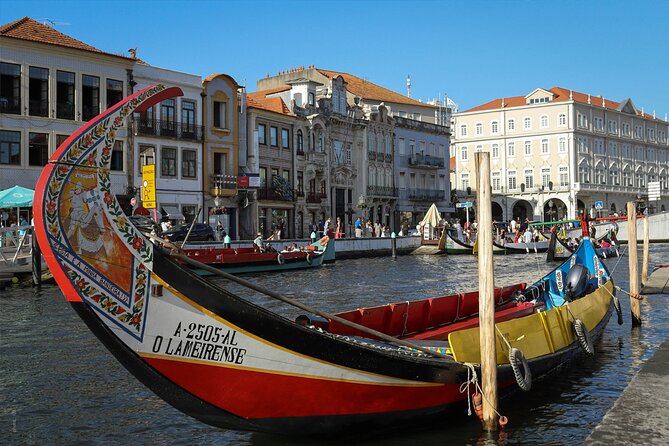 From Porto ↔ Lisbon with up to 4 stops : Aveiro, Nazaré, Óbidos - Who this tour suits best, and who should pass