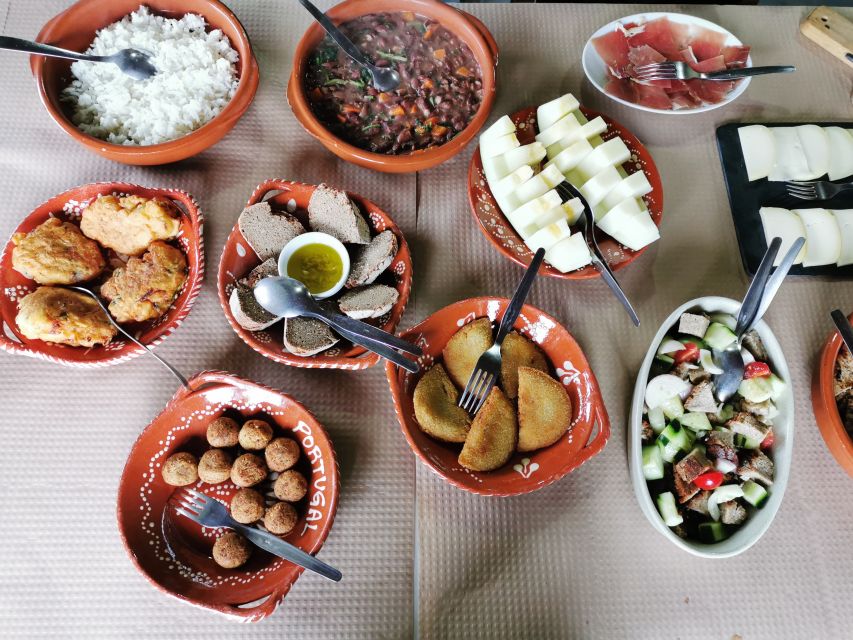 From Porto: Peneda-Gerês National Park Tour with Lunch - Lunch with traditional Portuguese flavor, not a tourist plate