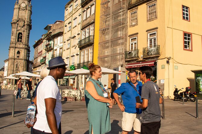 From Porto: Port Wine Sunset Rooftop Walking Tour - How the 2.5-hour Porto sunset walk fits together