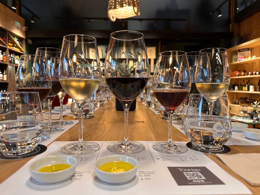 From Porto: Premium Douro Valley Small-Group Wine Tour - Winery Stop 2: Another Producer, Another Perspective