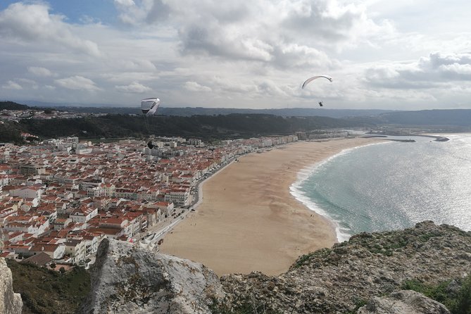 From Porto - Private Tour to Fatima, Nazare and Obidos with Drop-off in Lisbon - Fatima: Cova de Iria and the Chapel of the Apparitions