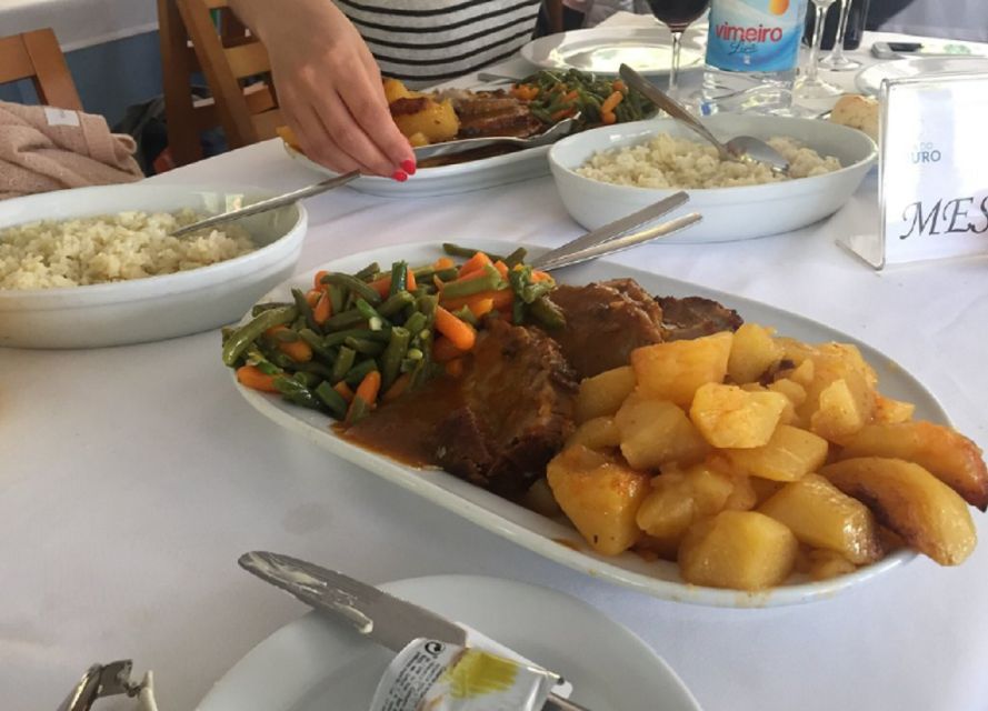 From Porto: Régua to Porto River Cruise with Lunch on Board - Dam Passages: The Carrapatelo and Crestuma-Lever Moment