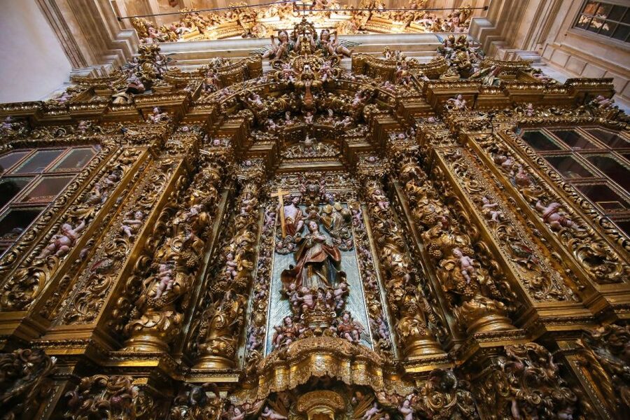 From Porto: Sanctuary of Fatima & Coimbra Private Day Trip - Logistics and Timing: The 9-Hour Reality Check