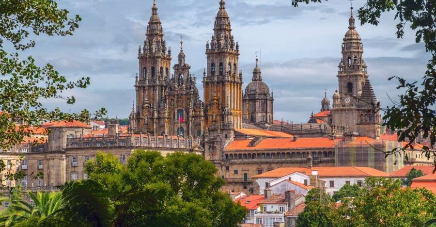 From Porto: Santiago de Compostela Cathedral Private Tour - Porto to Galicia in One Easy Private Day