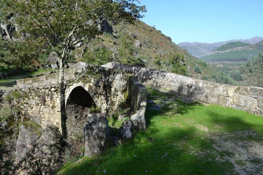 From Porto: Small Group Day Tour of Geres Park with Picnic - From Porto to Gerês: Why the Day Starts Early
