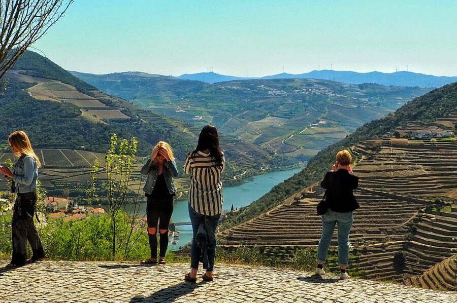 From Porto: Small-Group Douro Valley Wine Tour Lunch & Boat - Getting Started in Porto: Where You Meet and What the Timing Looks Like