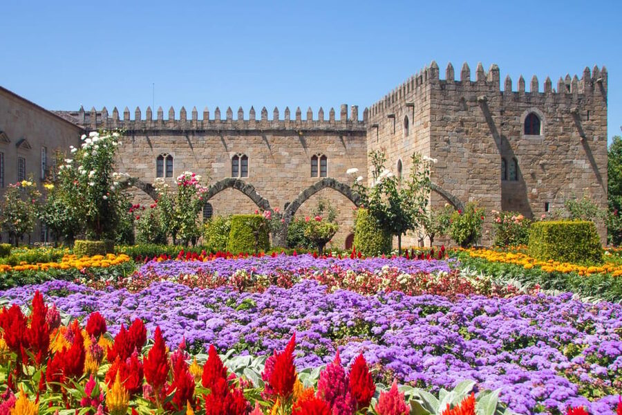 From Porto: Viana do Castelo, Braga and Guimarães Day Tour - Santa Luzia Sanctuary Above Viana do Castelo