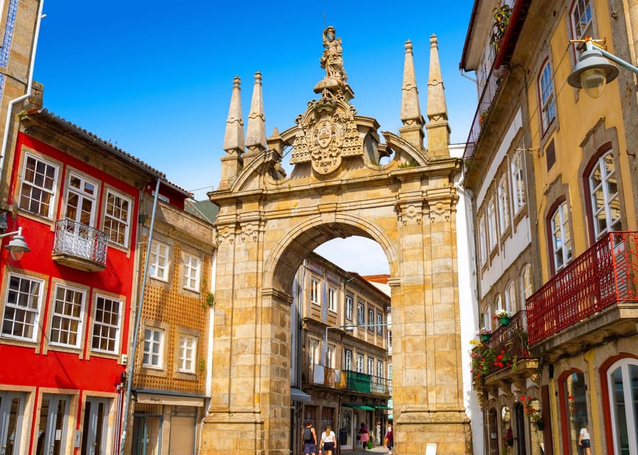 From Porto: Viana do Castelo, Braga and Guimarães Day Tour - Bom Jesus do Monte: Baroque Staircase and Mountain-Air Calm