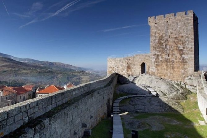 Full-Day Portuguese Historical Villages Tour - Linhares da Beira: Lusitanian hill forts and flax fields