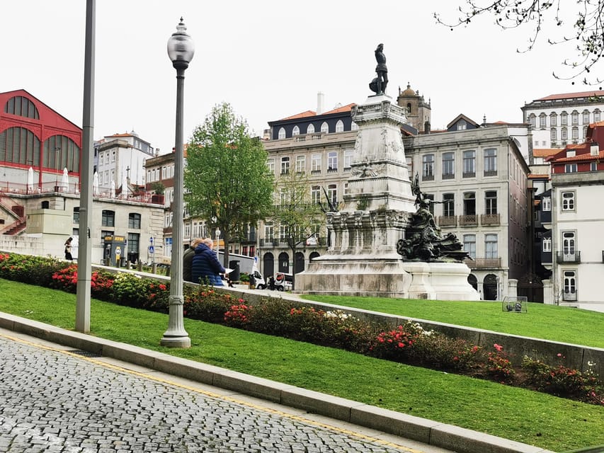 Full Day Private Tour from Lisbon to Porto - From Lisbon to Porto by private van, and why the drive matters